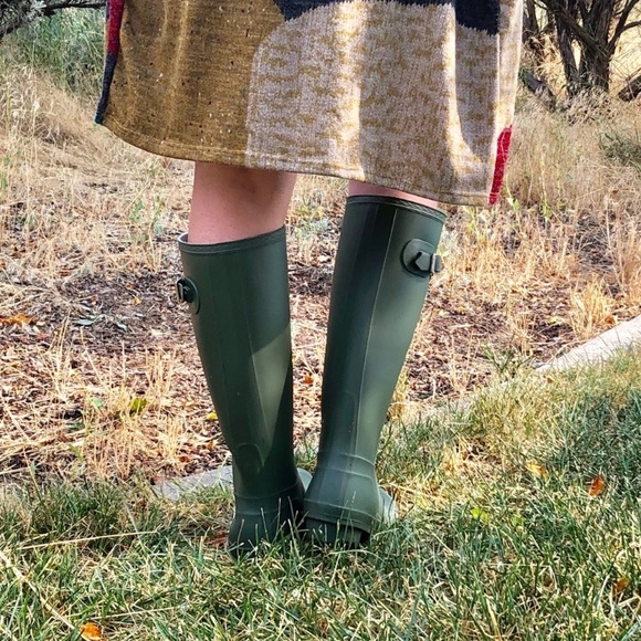New! Matte Hunter Green Tall Rubber Rain Boot - Picture 10 of 13
